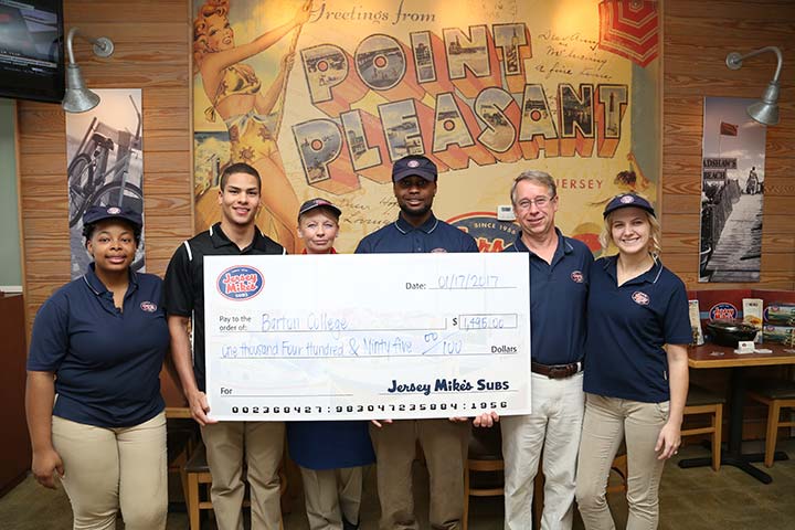Featured image for post: Student Philanthropy Society Teams Up with Jersey Mike’s