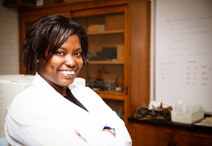 Featured image for post: Kianna Jimenez’s Innovation and Excellence In Science Accent Her Barton Experience