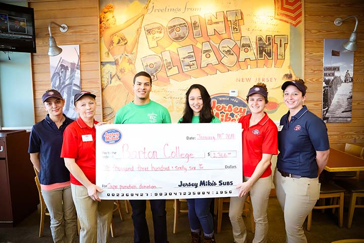 Featured image for post: Jersey Mike’s Teams Up With Barton’s Student Philanthropy Society