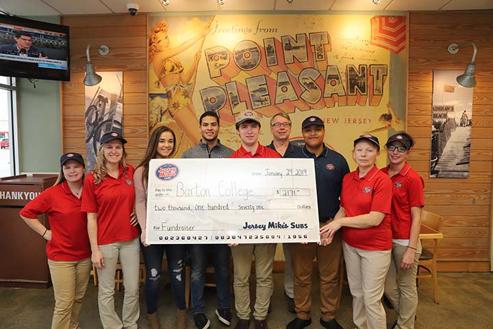 Featured image for post: Jersey Mike’s Teams Up With Barton’s Student Philanthropy Society