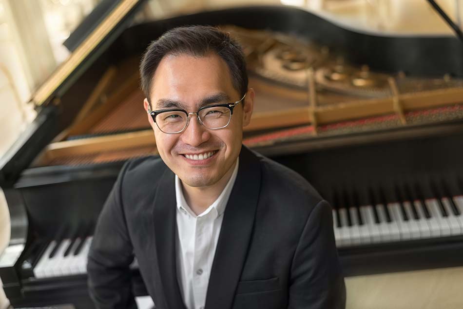 Featured image for post: Barton College / Wilson Symphony to Present Live-Stream Concert Featuring Renowned Pianist Kwan Yi on April 25