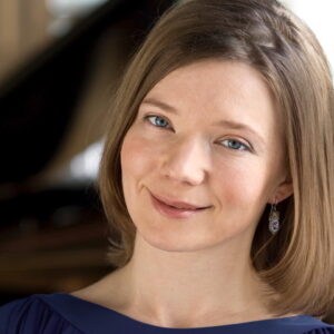 Polina Khatsko - pianist