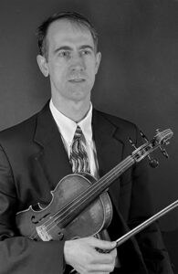  violinist Christopher Ellis
